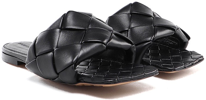 (W) Sandal Bottega Veneta The Lido 'Hitam' 608853-VBSS0-1000 Lookbook (W) Sandal Bottega Veneta The Lido 'Hitam' 608853-VBSS0-1000