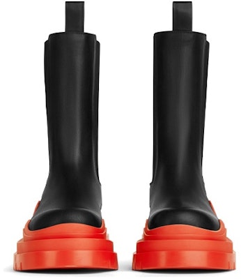 Bottega Veneta葆蝶家 皮革 套穿 切爾西靴 女款 黑紅 Lookbook Bottega Veneta葆蝶家 皮革 套穿 切爾西靴 女款 黑紅