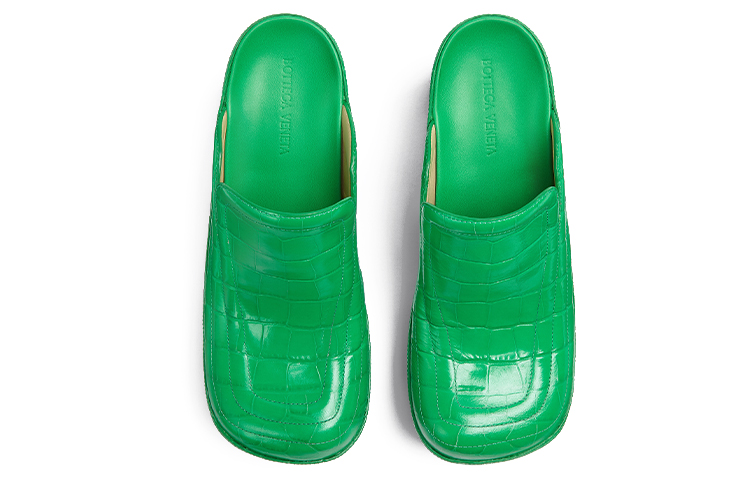 Lookbook (Women) Bottega Veneta Wedge 'Embossed Leather Green' 667212V10O03730