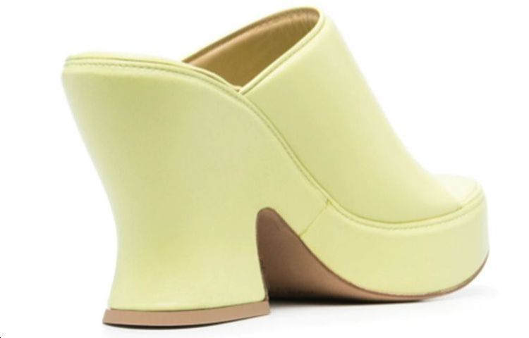 Shop Bottega Veneta 葆蝶家 涼鞋 女款 海草綠 皮革坡跟