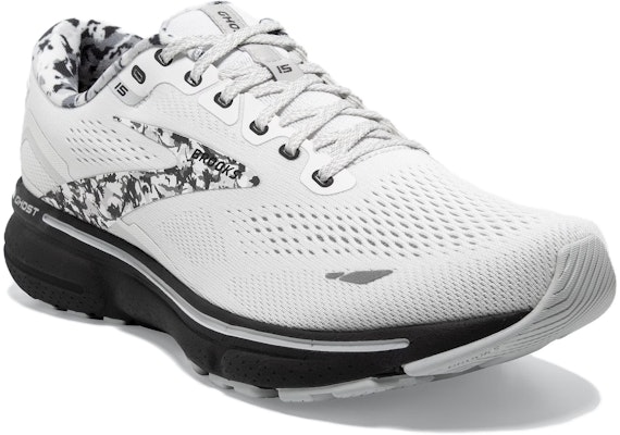 (W) 브룩스 고스트 15 그레이/블랙 (Beurukseu Goseuteu 15 Geurei/Beullaek) 120380-149 Lookbook (W) 브룩스 고스트 15 그레이/블랙 (Beurukseu Goseuteu 15 Geurei/Beullaek) 120380-149