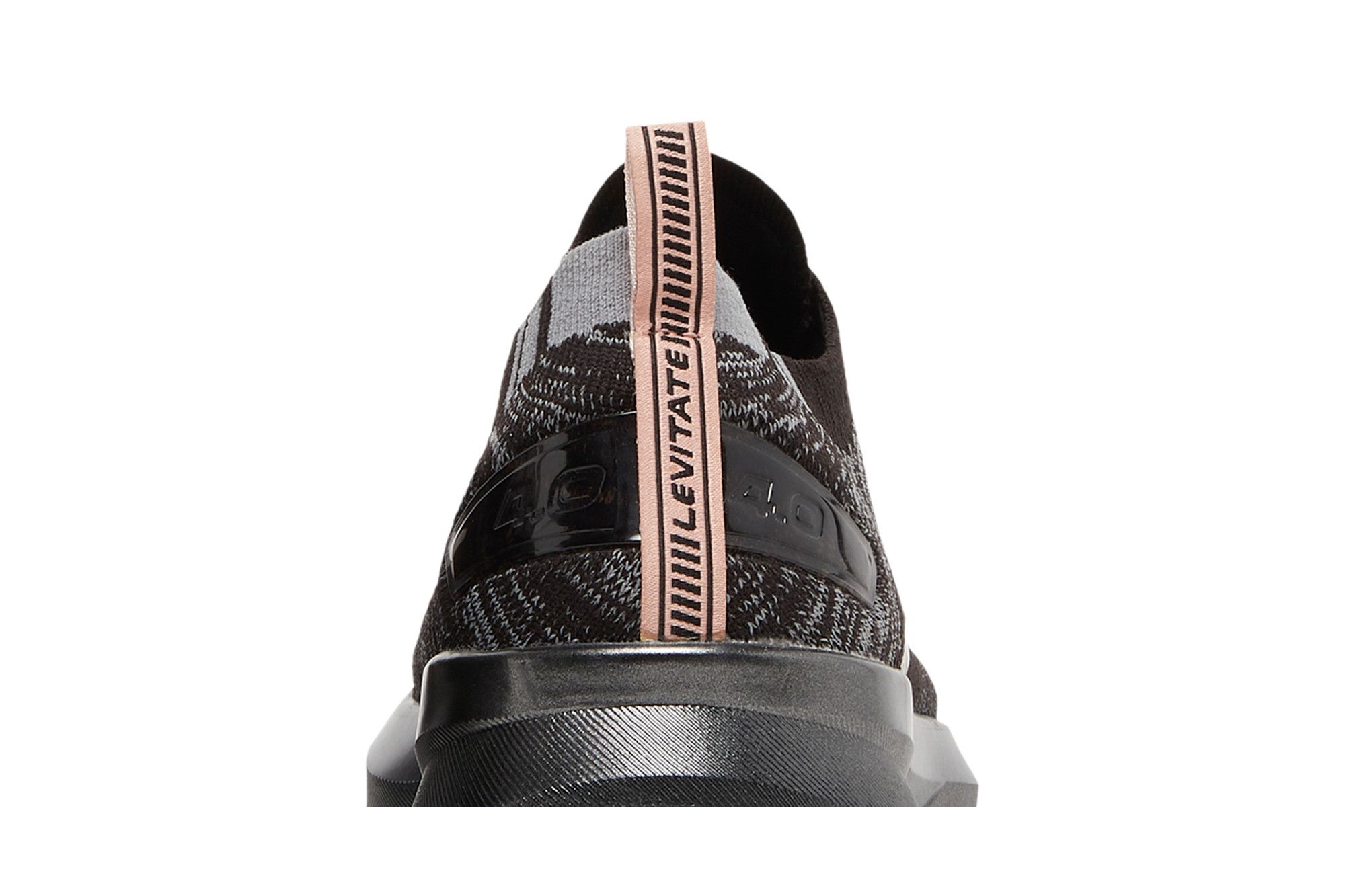 Sizing (W) Brooks Levitate 4 'Hitam Karang Awan' 120335-1B-041