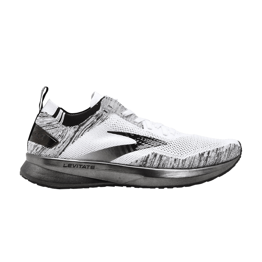 (Women) Brooks Levitate 4 'White Black'  120335-1B-121