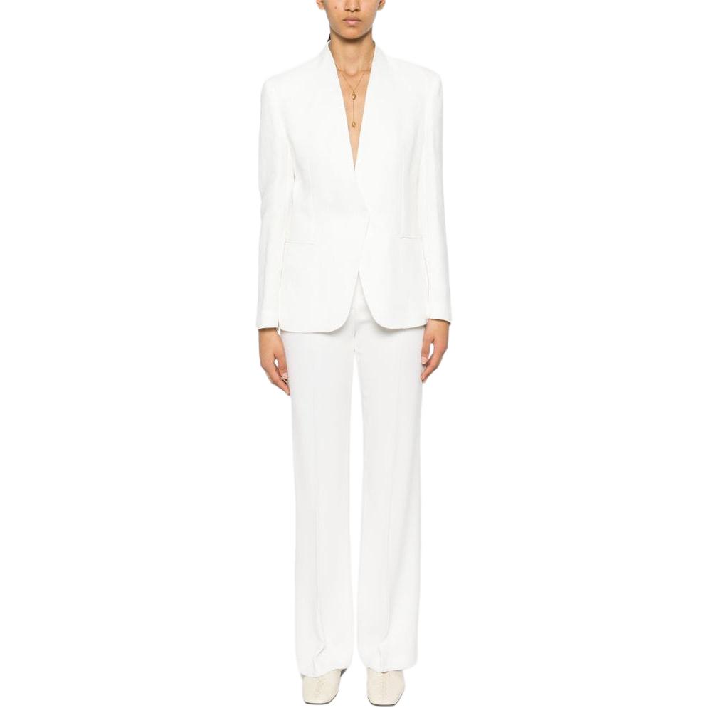 Lookbook (W) Brunello Cucinelli FW23 白色修身層次單排扣西裝外套。 MH1262808-C600