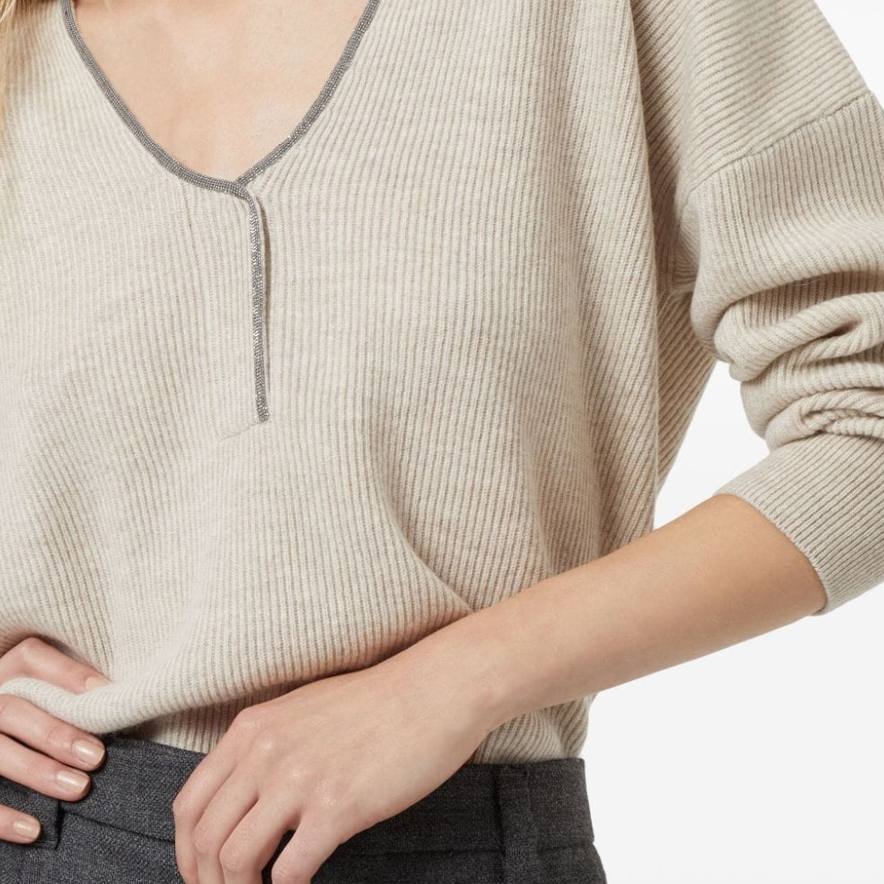 Sizing (W) Brunello Cucinelli SS24 米色羅紋V領毛衣長袖上衣. M12192112-C9613