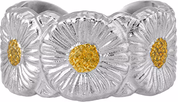 Lookbook (Women) BUCCELLATI Blossoms Daisy Silver Gold-Plated Ring for Women - Silver. JAGETE012387