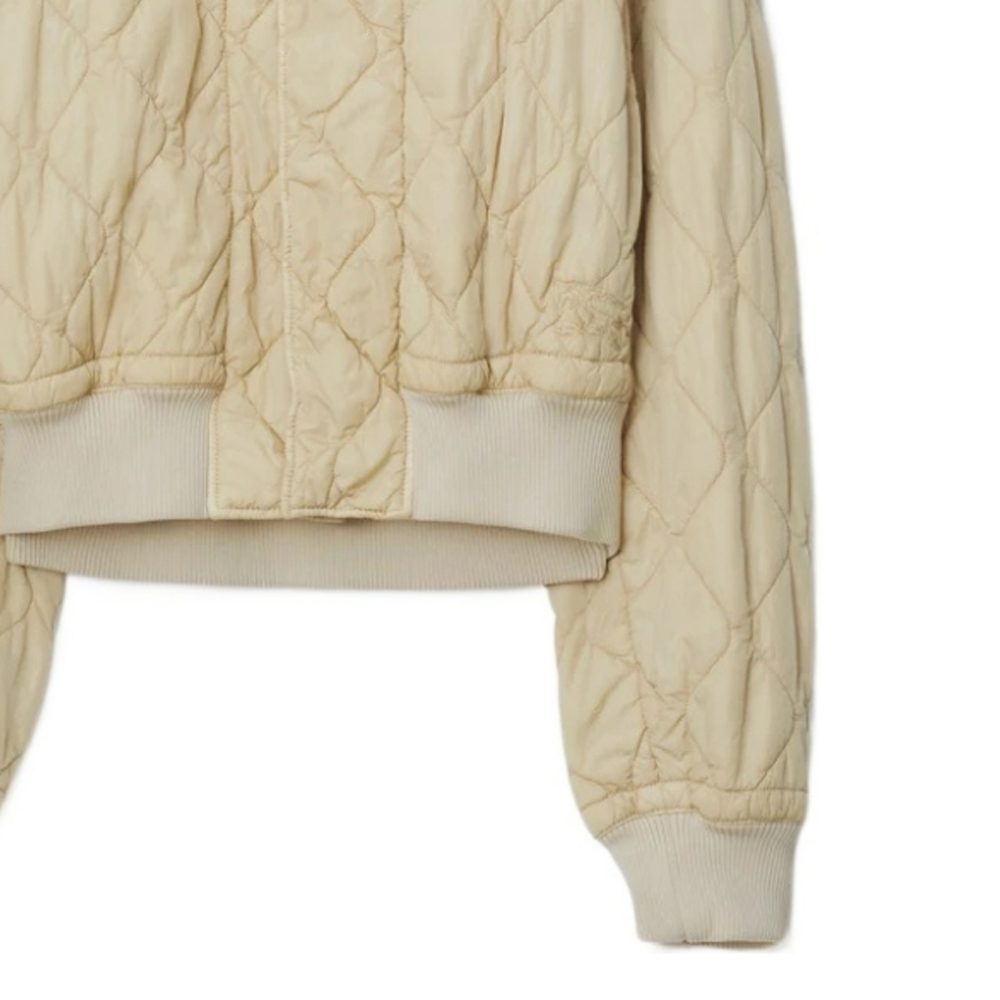 Sizing (W) 버버리 베이지 퀼팅 싱글 브레스티드 코튼 재킷. 80811181