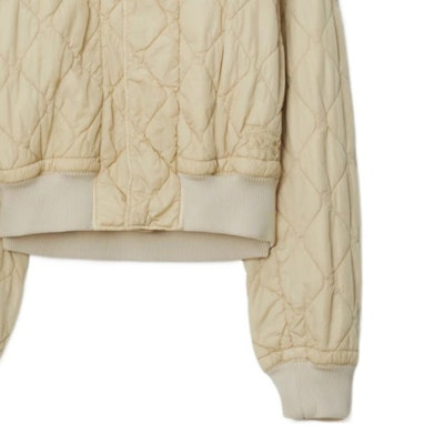 (W) 버버리 베이지 퀼팅 싱글 브레스티드 코튼 재킷. 80811181 Sizing (W) 버버리 베이지 퀼팅 싱글 브레스티드 코튼 재킷. 80811181