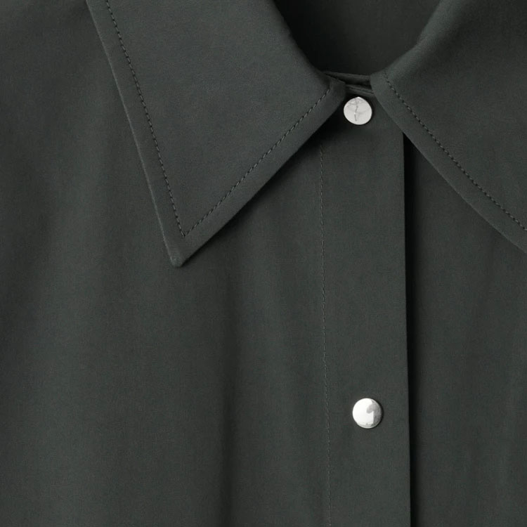 Sizing (W) Vestido Casual Deportivo de Manga Corta Negro de Burberry 80835521