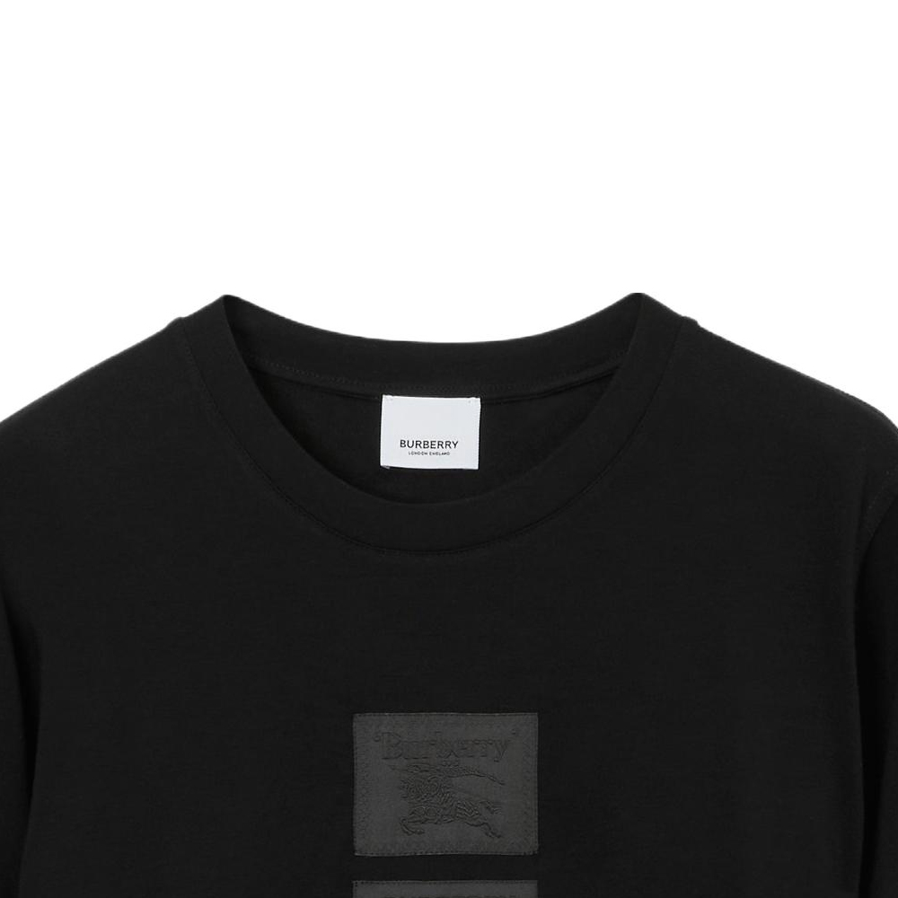 Sizing (Women) Burberry  Black Short Sleeve T-Shirt with Equestrian Knight Logo. 80720991