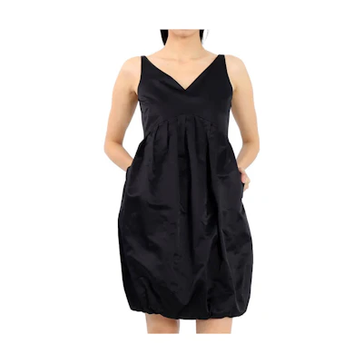 (Women) Burberry Black Sleeveless V-Neck Short Dress. 80165591