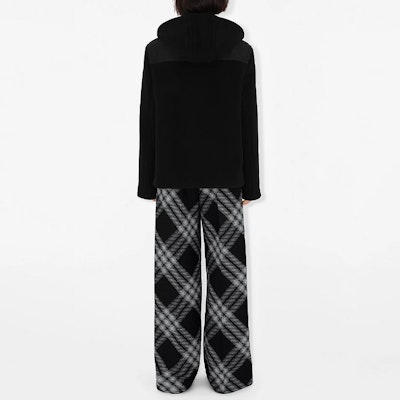 (W) バーバリー ブラック ソリッド フーディー ポケット ロングスリーブ ジャケット 80836321 Shop (W) バーバリー ブラック ソリッド フーディー ポケット ロングスリーブ ジャケット 80836321