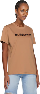 (W) Camiseta Burberry Marrón Cuello Redondo Ajuste Recto de Manga Corta. 80804271 Lookbook (W) Camiseta Burberry Marrón Cuello Redondo Ajuste Recto de Manga Corta. 80804271