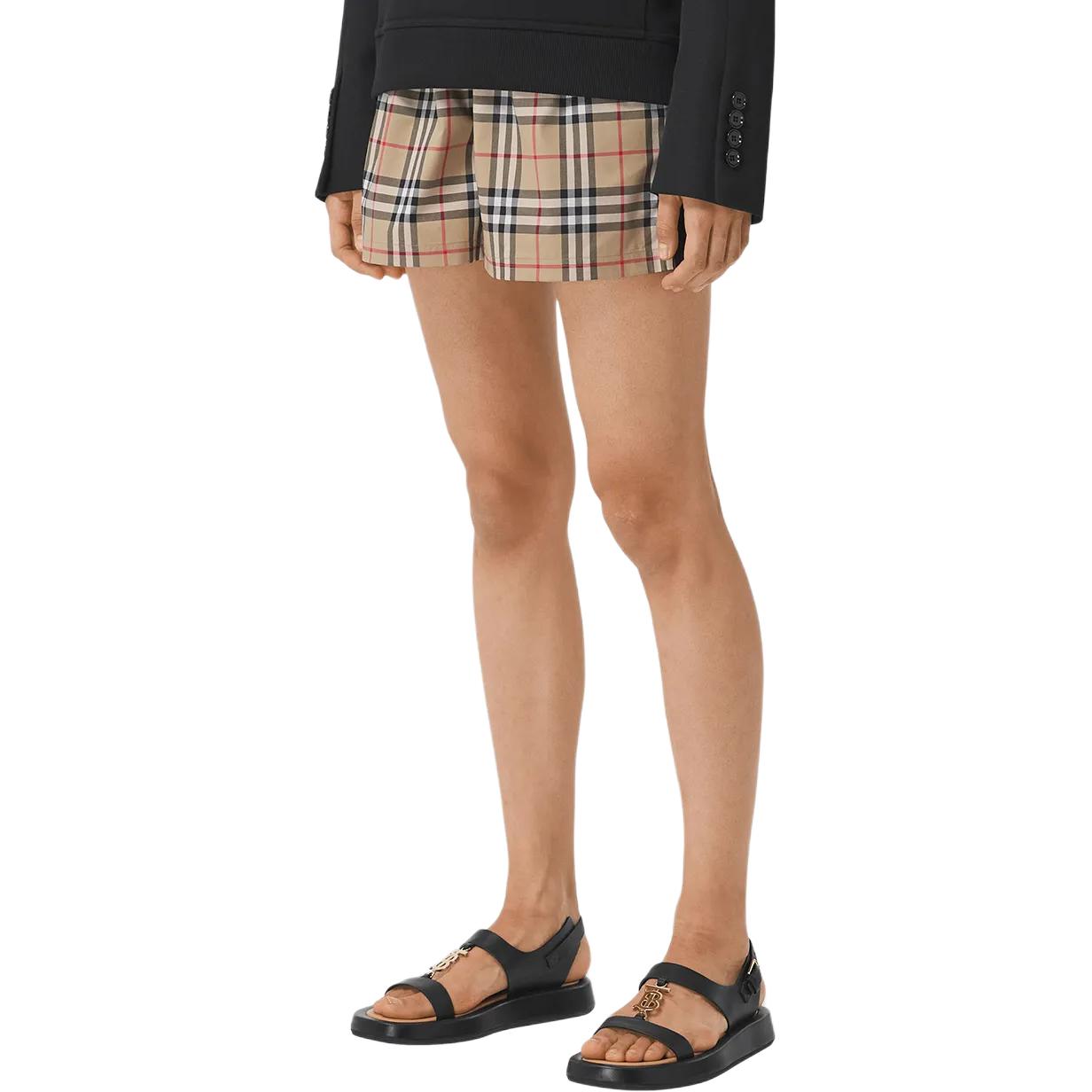 Purchase (W) 버버리 체크 하이웨이스트 캐주얼 쇼츠 카키. 81041771