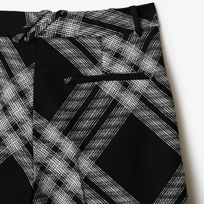 (Women) Burberry Check Mid-Rise Straight-Leg Pants Black Casual Trousers. 80814011 Sizing (Women) Burberry Check Mid-Rise Straight-Leg Pants Black Casual Trousers. 80814011