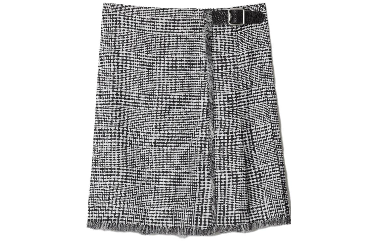 (Women) Burberry  Curved Houndstooth Pleated Mid-Waist Skirt Black/White. 80830091