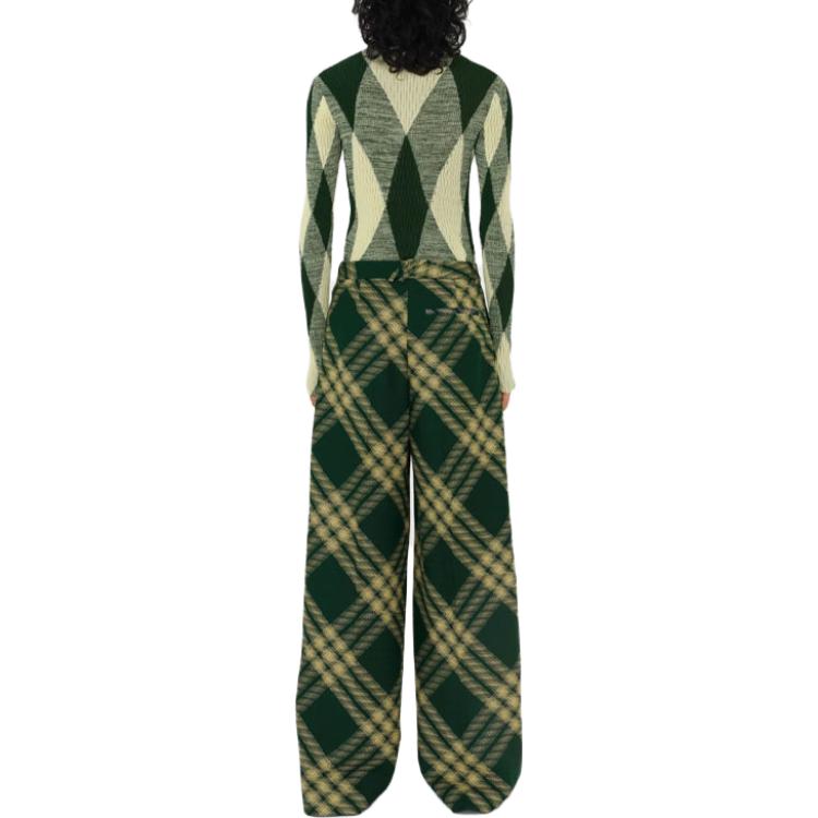 Purchase (W) 버버리 다이아몬드 패턴 터틀넥 슬림핏 긴팔 니트 스웨터 80810461