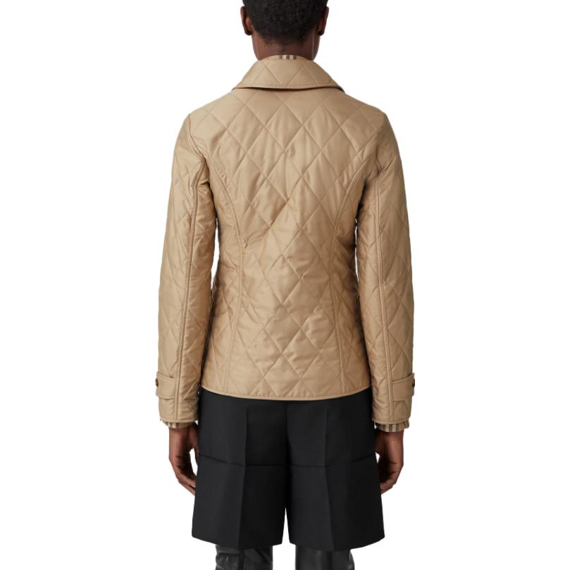 (Women) Burberry  Diamond Quilted Jacket with Buckle Collar in New Khaki. 80498681 圖 5