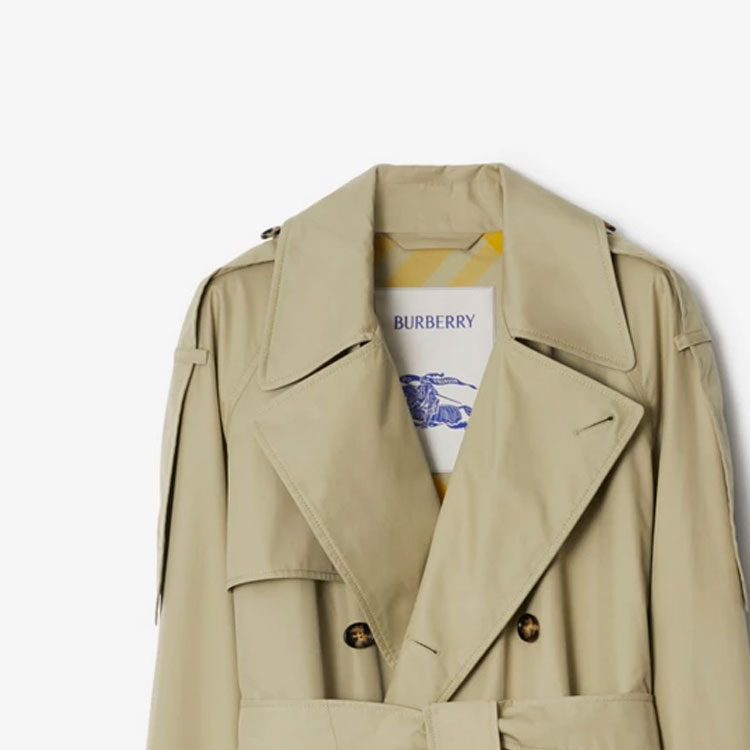 Details for (W) Gabardina Larga Beige Burberry de Doble Botonadura. 80793741