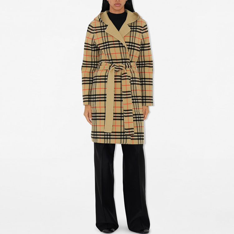 (Women) Burberry  Double-Sided Hooded Trench Coat in Solid Check Print Beige. 80938311 圖 5