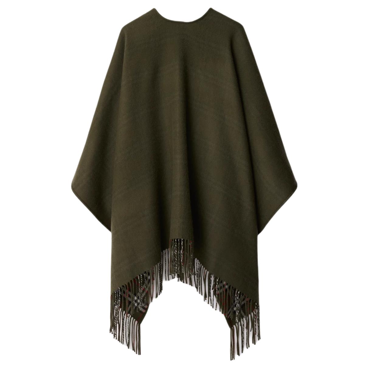 Lookbook (Women) Burberry  Double-Sided Wool Shawl in Lake Blue. 8095256C1173