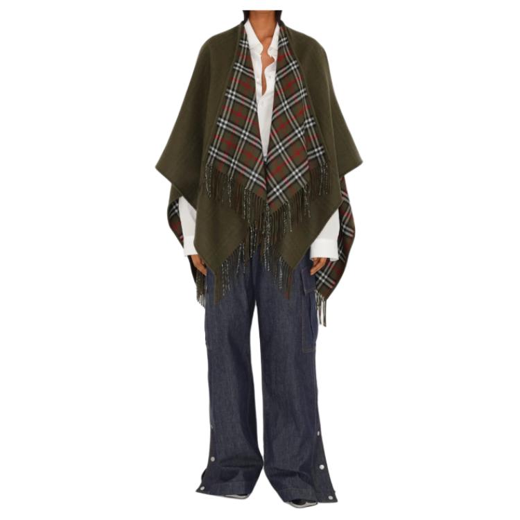 Purchase (Women) Burberry  Double-Sided Wool Shawl in Lake Blue. 8095256C1173