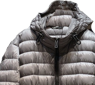 (W) バーバリー ダウンジャケット フード付き ジッパー ウエスト紐 長袖. 80733121 4