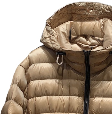(Women) Burberry Down Jacket with Hood, Zipper, Drawstring Waist, Long Sleeves. 80733121 Sizing (Women) Burberry Down Jacket with Hood, Zipper, Drawstring Waist, Long Sleeves. 80733121