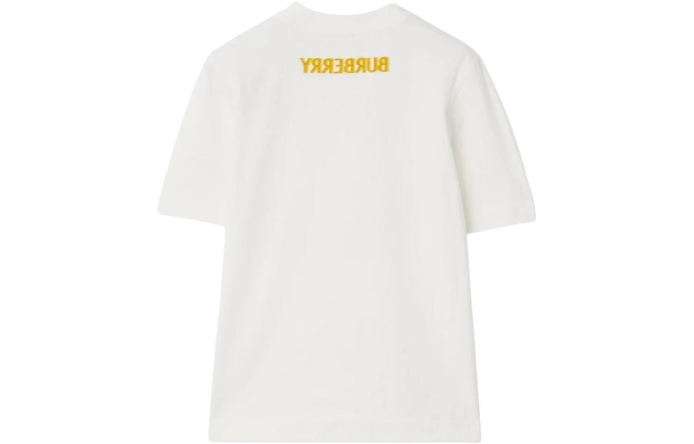 (Women) Burberry  Equestrian Knight Logo T-Shirt Salt Crystal Color. 80906431 圖 3
