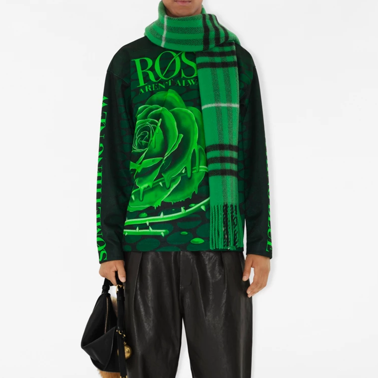 (Women) Burberry  Green Check Fringe Scarf with Letter Detail. 80736851 圖 4