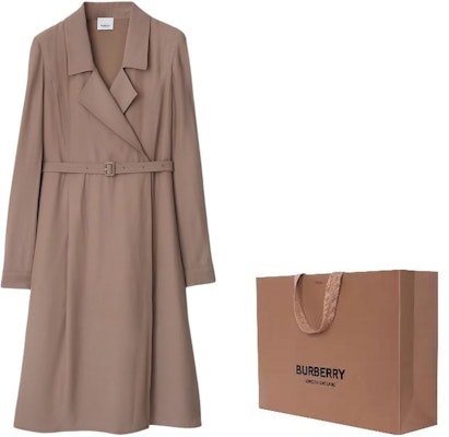 (W) 博柏利 灰色长袖腰带纯色连衣裙带西装领 80843041 Shop (W) 博柏利 灰色长袖腰带纯色连衣裙带西装领 80843041