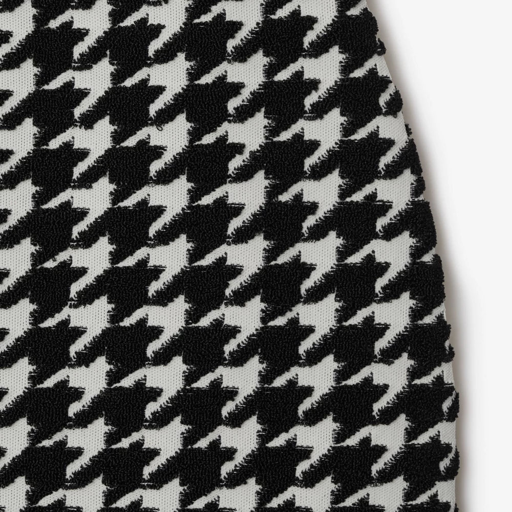 Cheap (Women) Burberry  Houndstooth Mini Skirt Casual Black 80835911