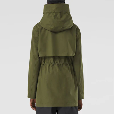 (W) Burberry 轻便连帽军绿色风衣 SS22. 80543311 Purchase (W) Burberry 轻便连帽军绿色风衣 SS22. 80543311