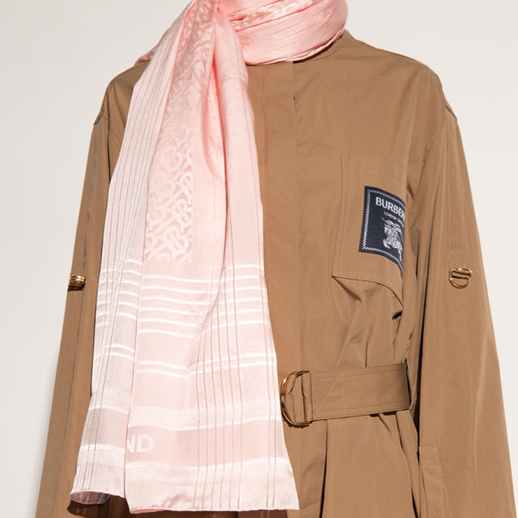 (Women) Burberry  Logo Design Pink Silk Scarf. 80667101 圖 3