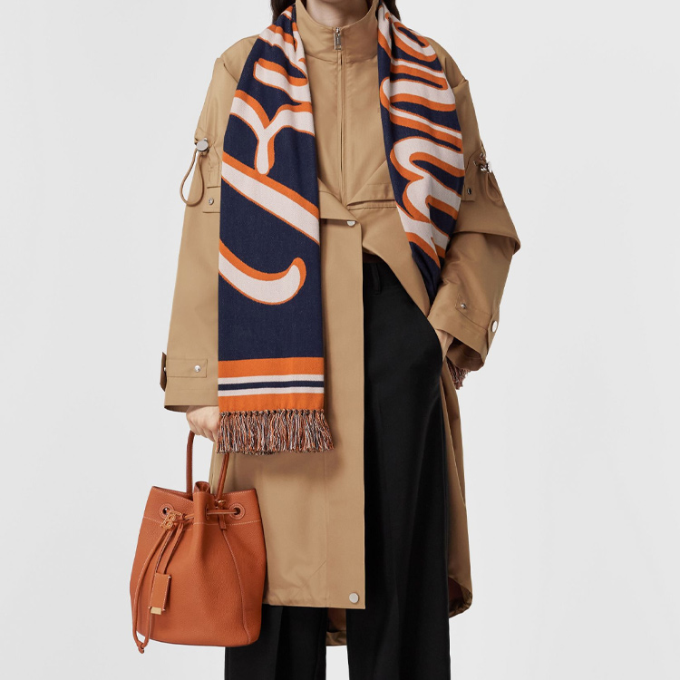 (Women) Burberry  Logo Jacquard Cotton Knit Scarf. 80549871 圖 5