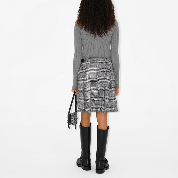 Purchase (W) Burberry Camiseta Casual Sin Mangas Gris con Logo. 80808911