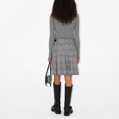 (W) Burberry Camiseta Casual Sin Mangas Gris con Logo. 80808911 Purchase (W) Burberry Camiseta Casual Sin Mangas Gris con Logo. 80808911