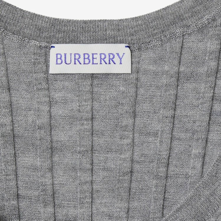 Sizing (W) Burberry Camiseta Casual Sin Mangas Gris con Logo. 80808911