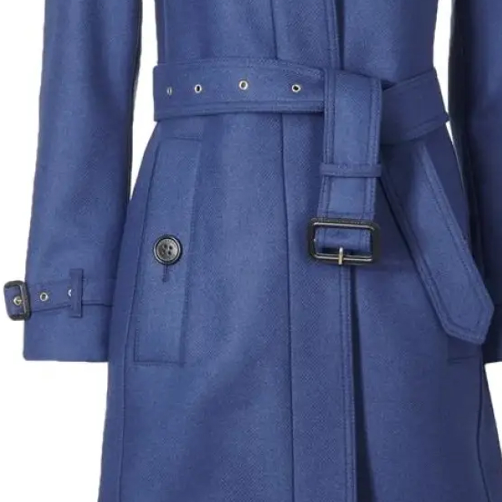 (Women) Burberry  Long Belted Solid Color Coat in Blue. 40200111 圖 4