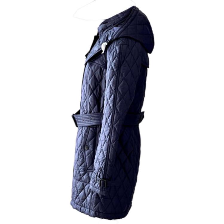 Shop (W) 버버리 롱 후드 패딩 코트 솔리드 컬러 벨트 디자인. 80613431