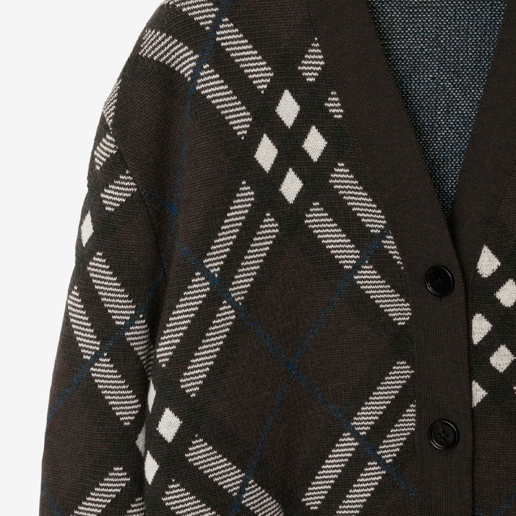 Sizing (Women) Burberry  Loose-Fit Checkered Long Sleeve Knit Cardigan Brown 80934931