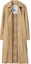 Lookbook (W) Abrigo Burberry Largo Medio Color Sólido en Kaki. 80943621