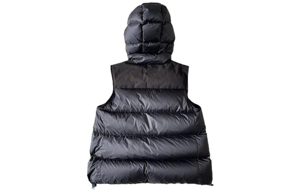 Lookbook (W) バーバリー ネイビーブルー ロゴパターン カジュアルフードベスト 80615461