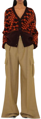 (W) Burberry Cardigan Rajutan Corak Musang Jingga Leher-V Jacquard. 80949721 Shop (W) Burberry Cardigan Rajutan Corak Musang Jingga Leher-V Jacquard. 80949721