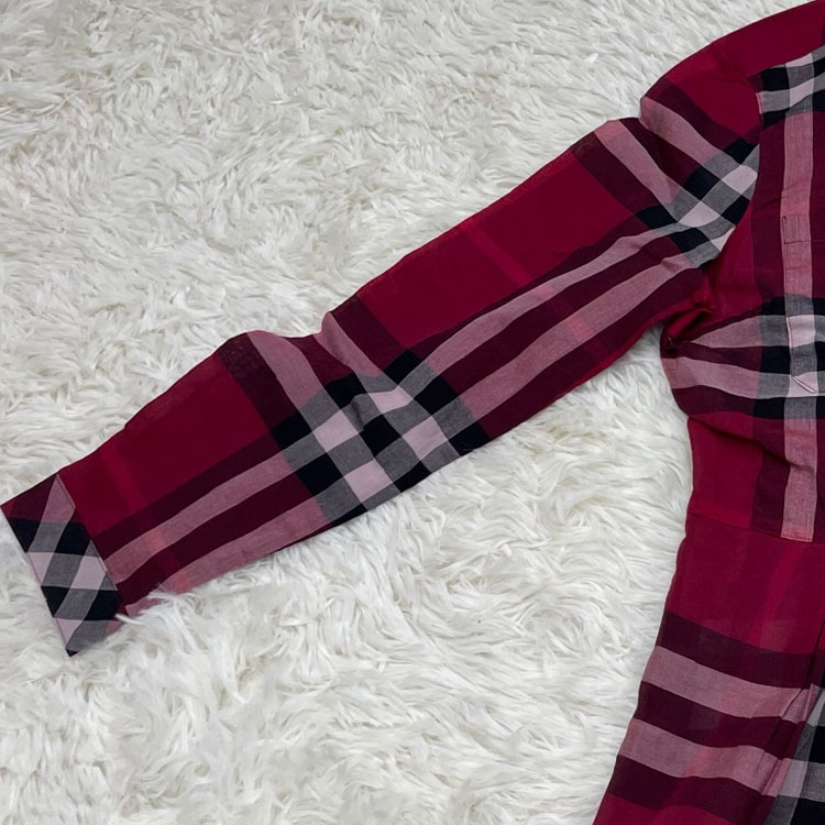 Shop (W) 버버리 레드 체크 프린트 긴팔 셔츠. 40129951