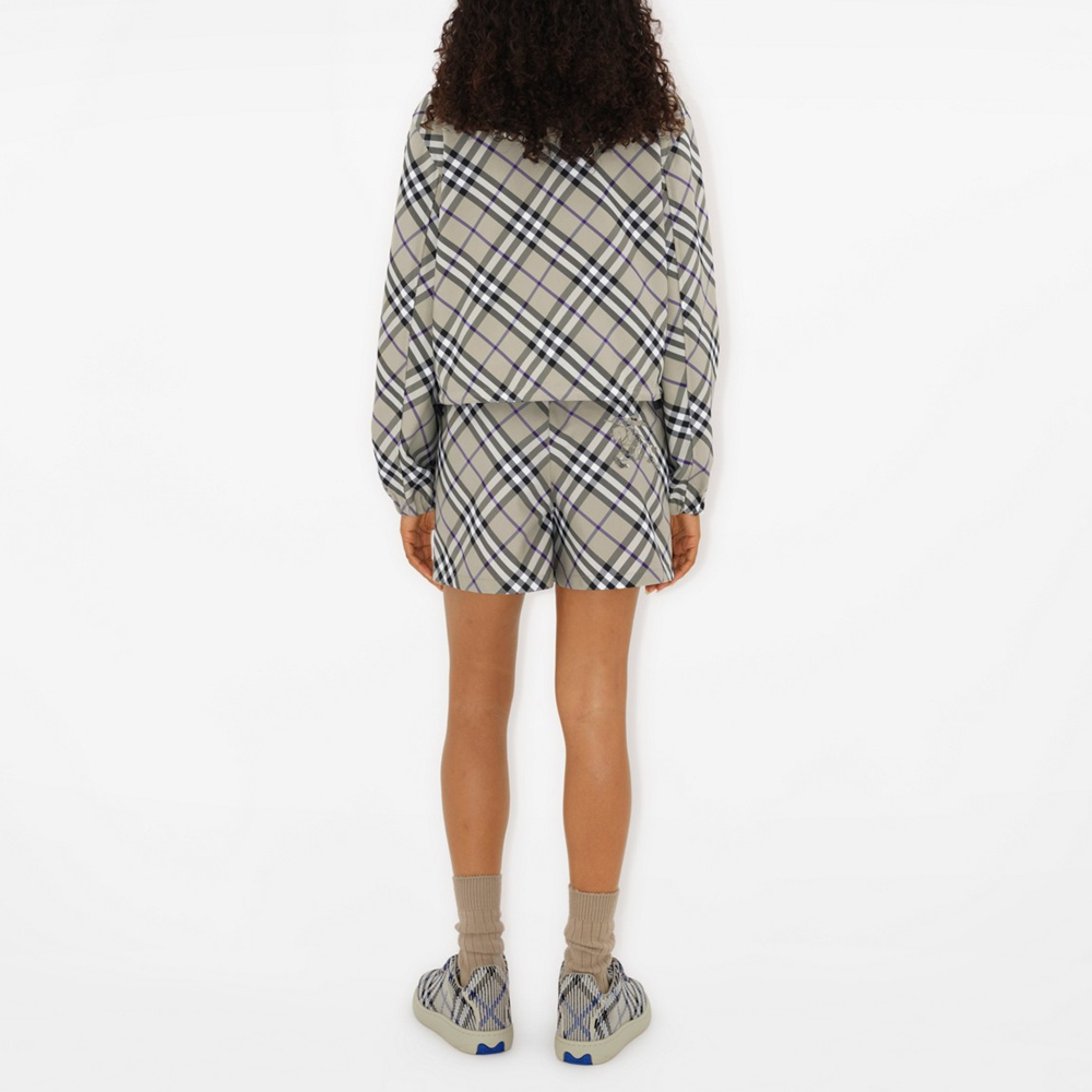 Sizing (W) Chaqueta con capucha reversible Burberry Colorblock Check en verde musgo. 80883401