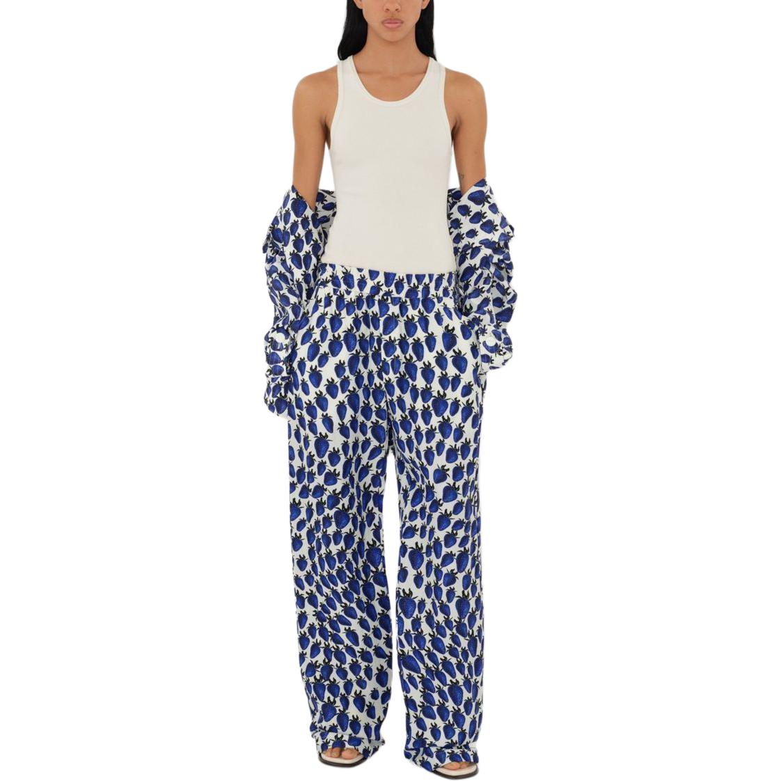 Shop (W) Burberry Slim Knit Tank Top Logo Patch Warna Salt Crystal. 80882821