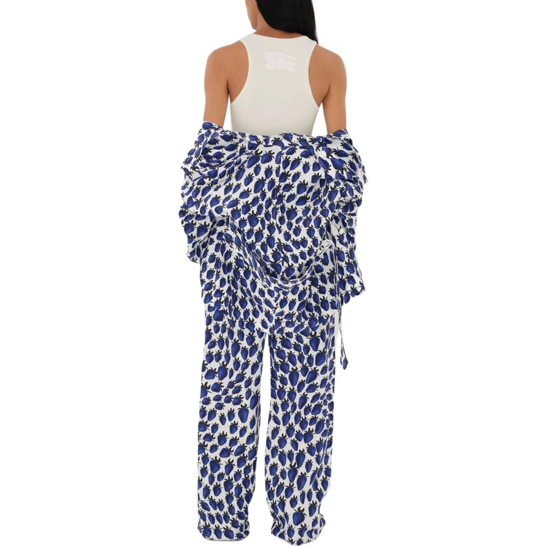 Purchase (W) Burberry Slim Knit Tank Top Logo Patch Warna Salt Crystal. 80882821