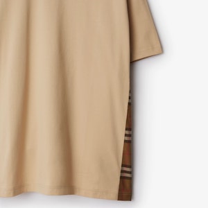 (W) Burberry T-Shirt Kuning Coklat Lembut Corak Kotak Leher Bulat SS24. 80851101 Purchase (W) Burberry T-Shirt Kuning Coklat Lembut Corak Kotak Leher Bulat SS24. 80851101