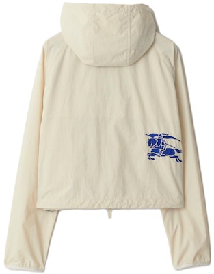 (W) Burberry Jaket Berzip Bercap Warna Padu Off-White. 80825121 Lookbook (W) Burberry Jaket Berzip Bercap Warna Padu Off-White. 80825121